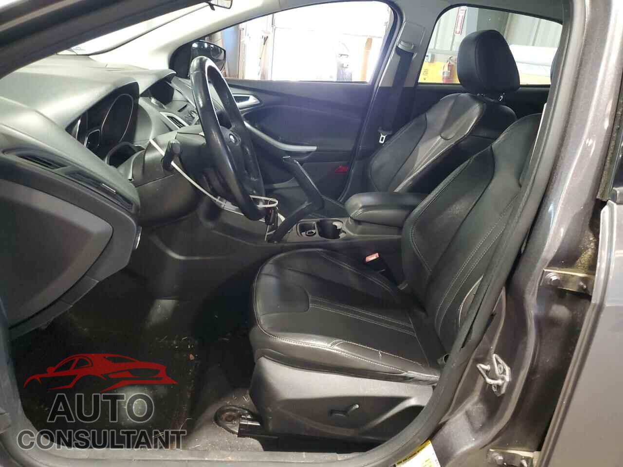 FORD FOCUS 2013 - 1FADP3F2XDL261427