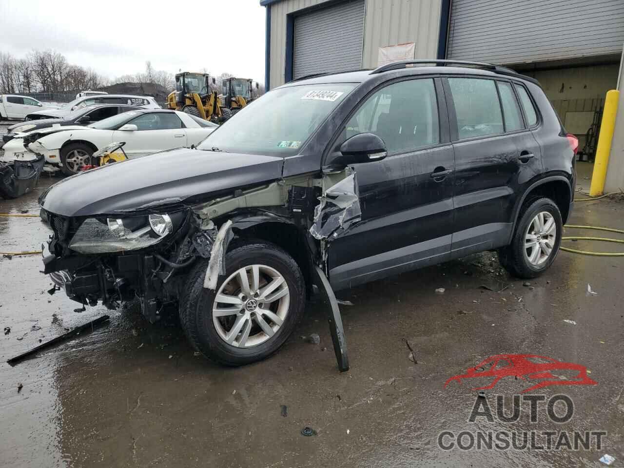 VOLKSWAGEN TIGUAN 2017 - WVGBV7AX6HK004936