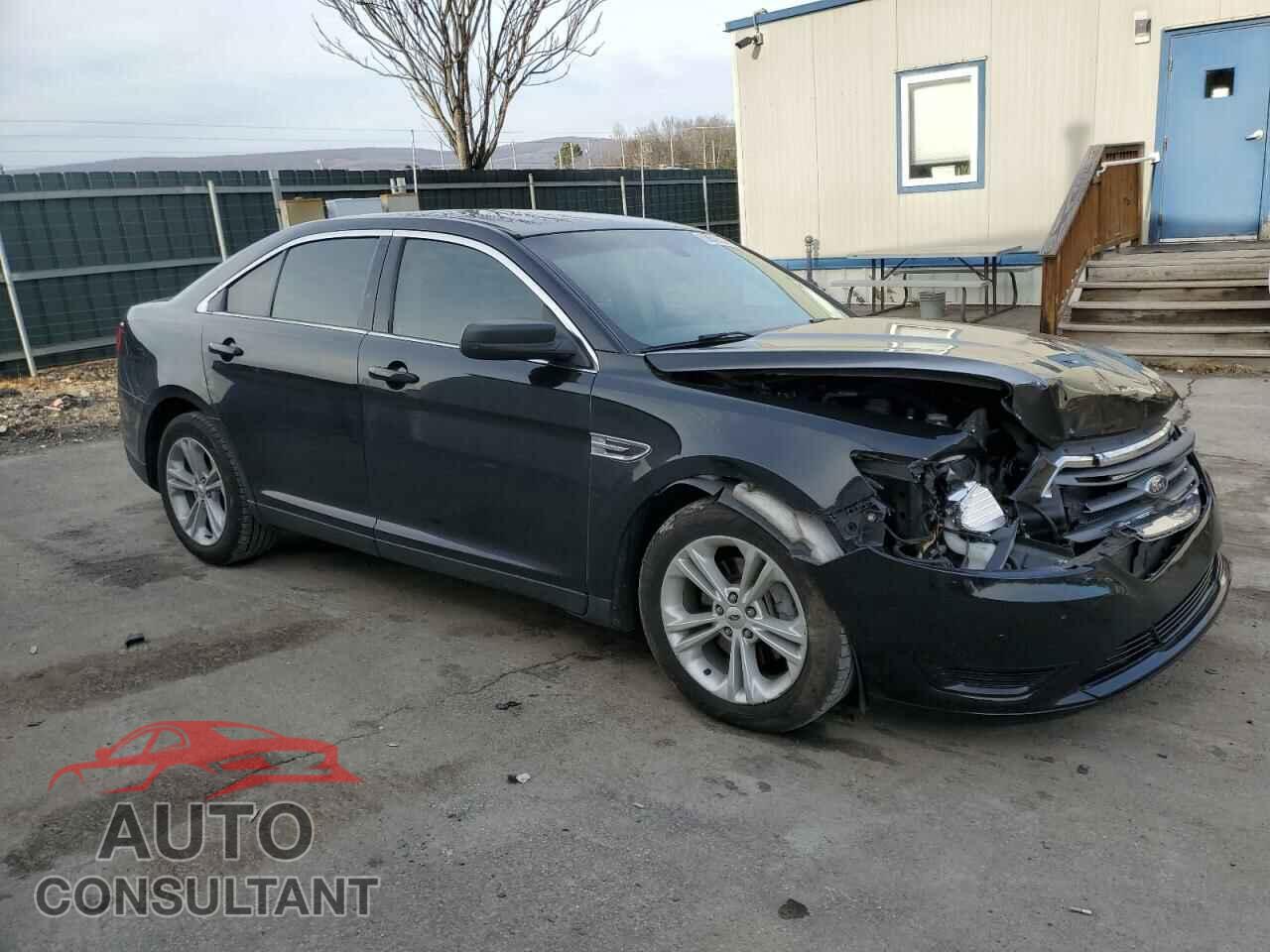 FORD TAURUS 2017 - 1FAHP2D82HG145382