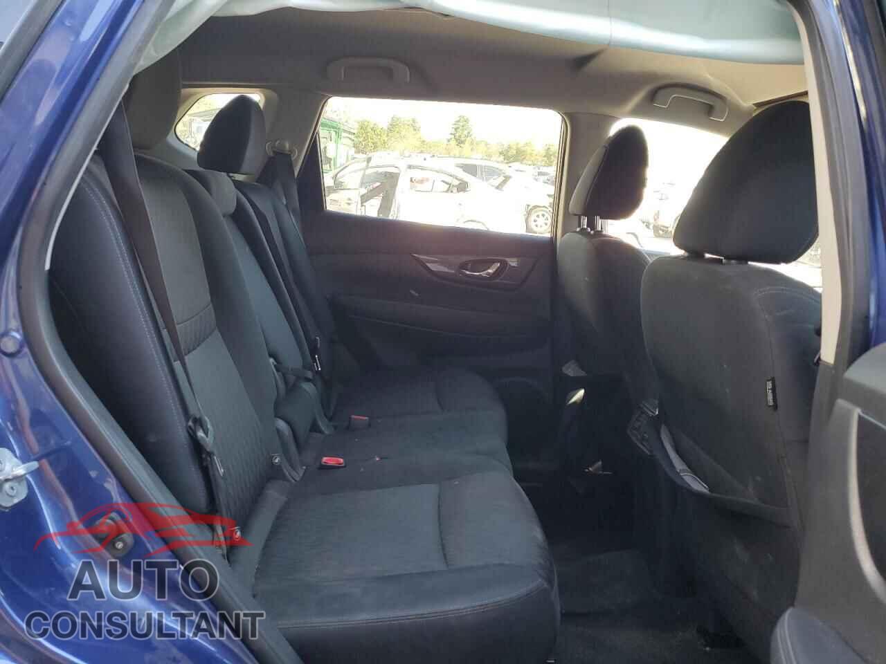 NISSAN ROGUE 2017 - KNMAT2MVXHP584780