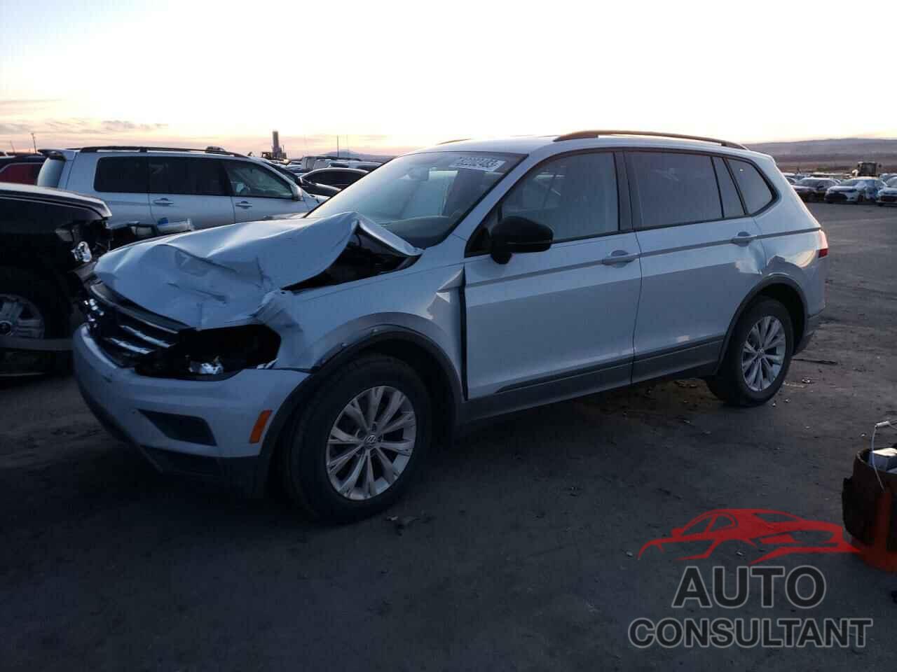 VOLKSWAGEN TIGUAN 2018 - 3VV0B7AX7JM066608