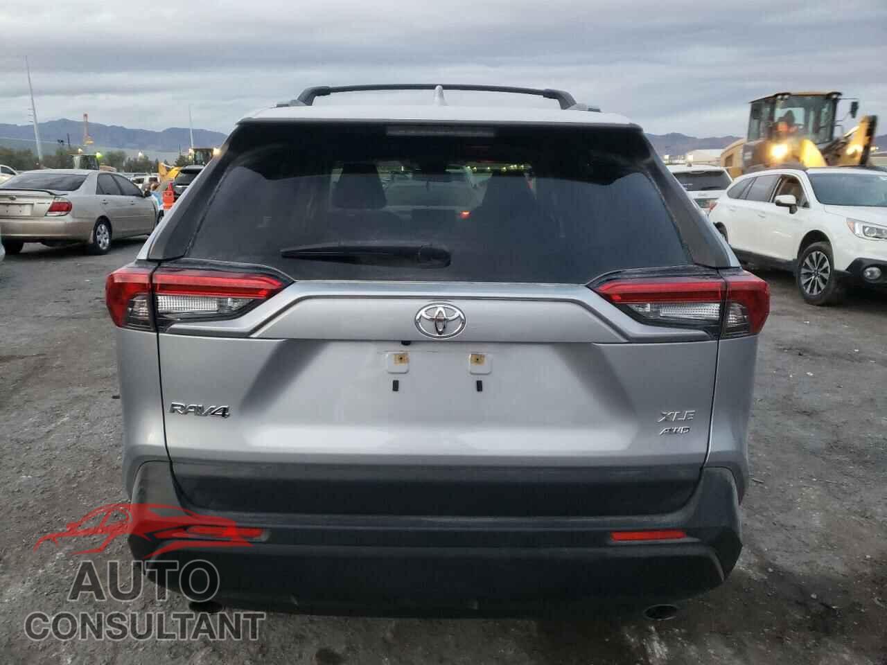 TOYOTA RAV4 2019 - JTMP1RFV6KD006691