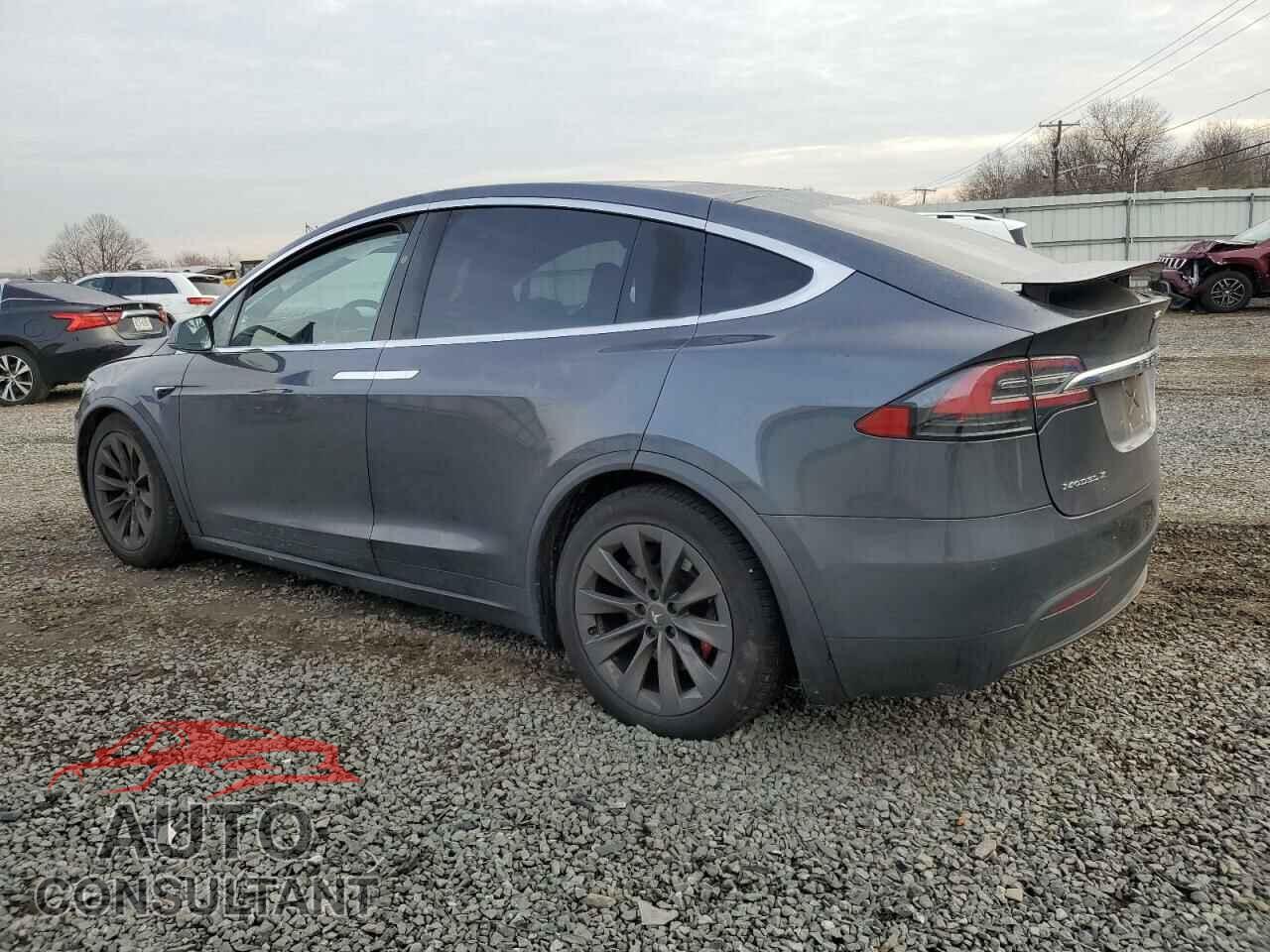 TESLA MODEL X 2018 - 5YJXCAE43JF089749