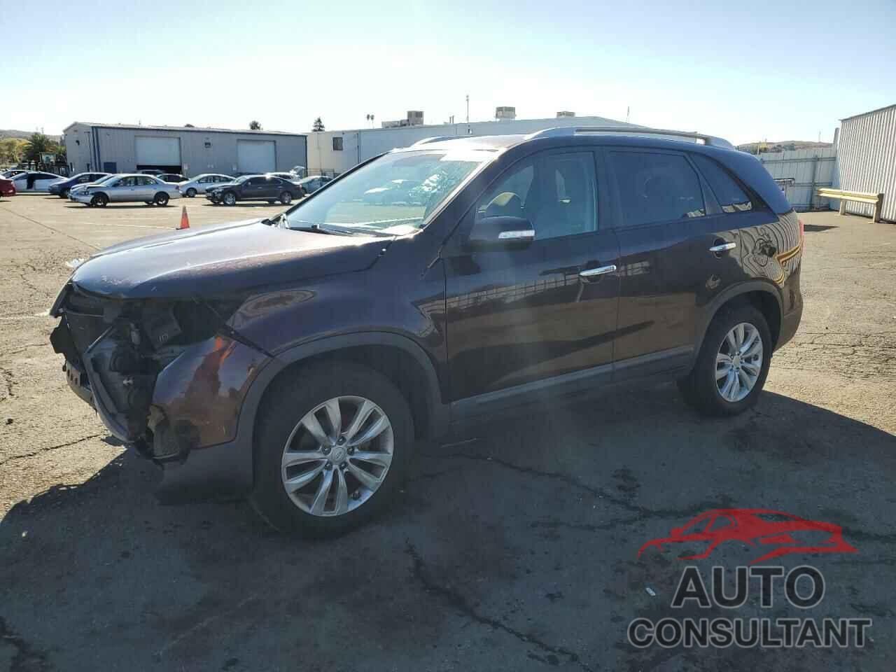 KIA SORENTO 2011 - 5XYKT4A22BG103358