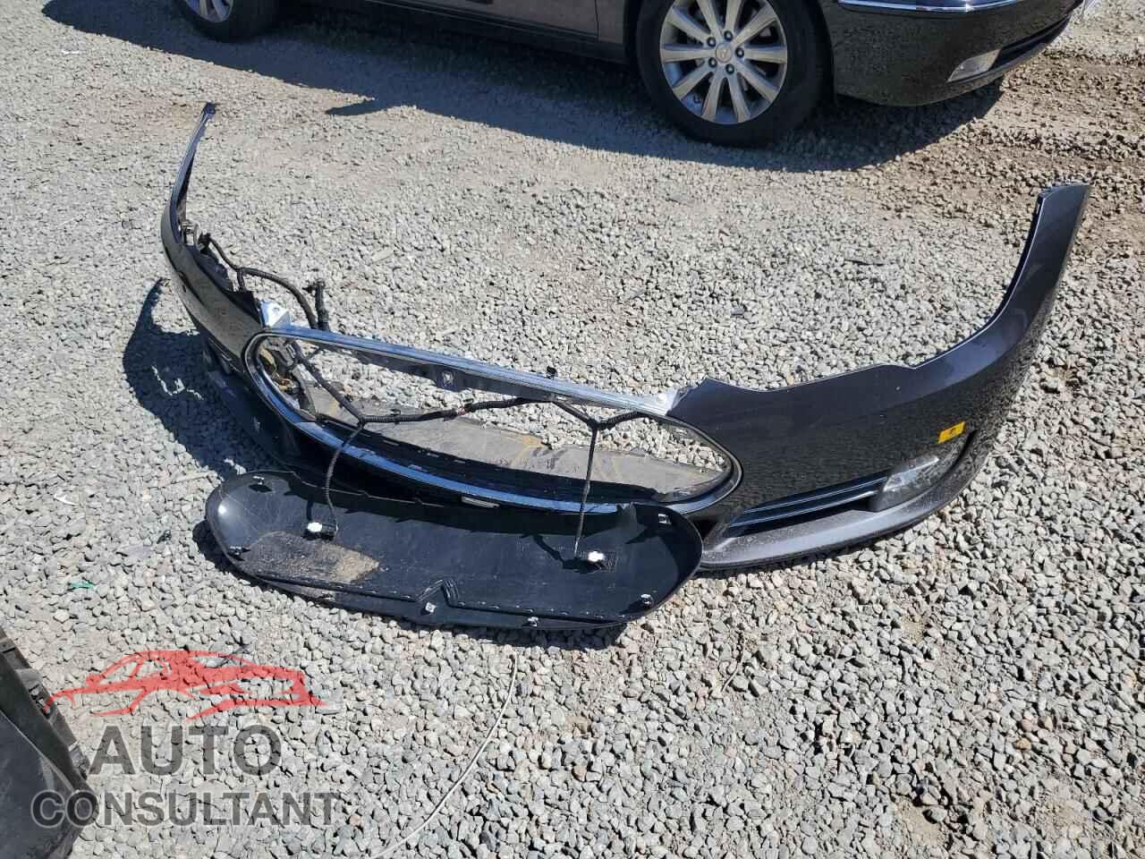 TESLA MODEL S 2015 - 5YJSA1H20FF096563