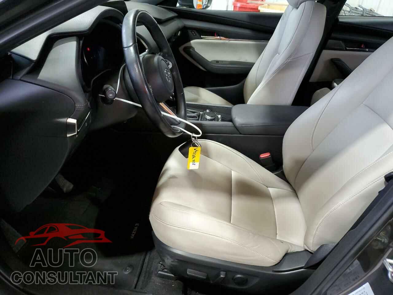 MAZDA 3 2021 - JM1BPALL2M1404210