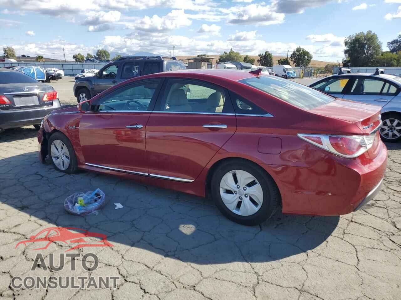 HYUNDAI SONATA 2013 - KMHEC4A43DA066530