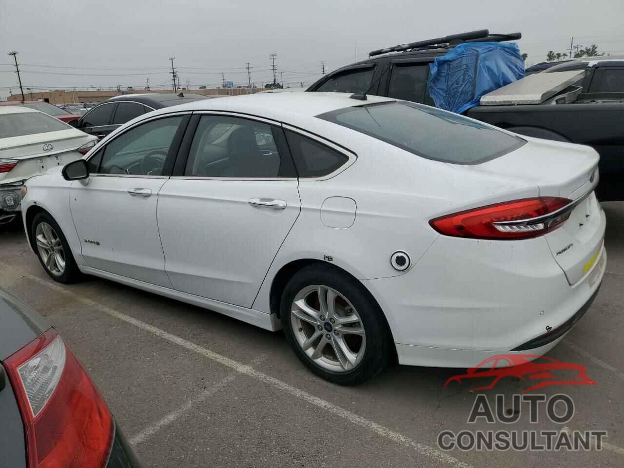 FORD FUSION 2018 - 3FA6P0LU3JR171532
