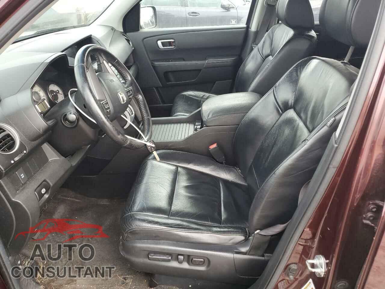 HONDA PILOT 2011 - 5FNYF4H69BB074345