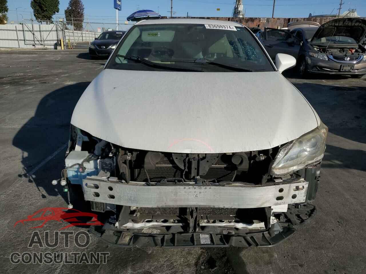 LEXUS CT 200 2013 - JTHKD5BH8D2157247