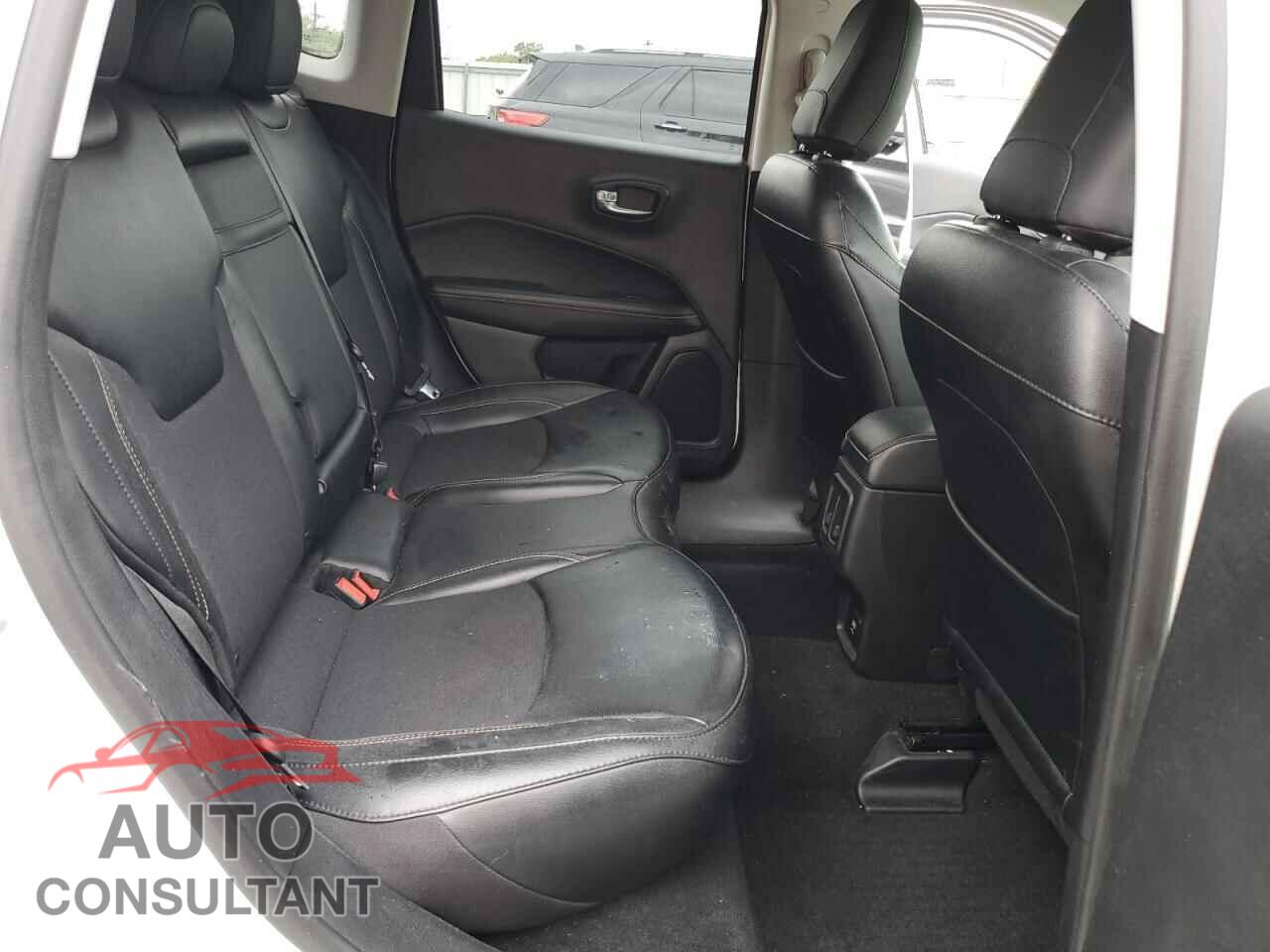 JEEP COMPASS 2020 - 3C4NJDBB9LT104261