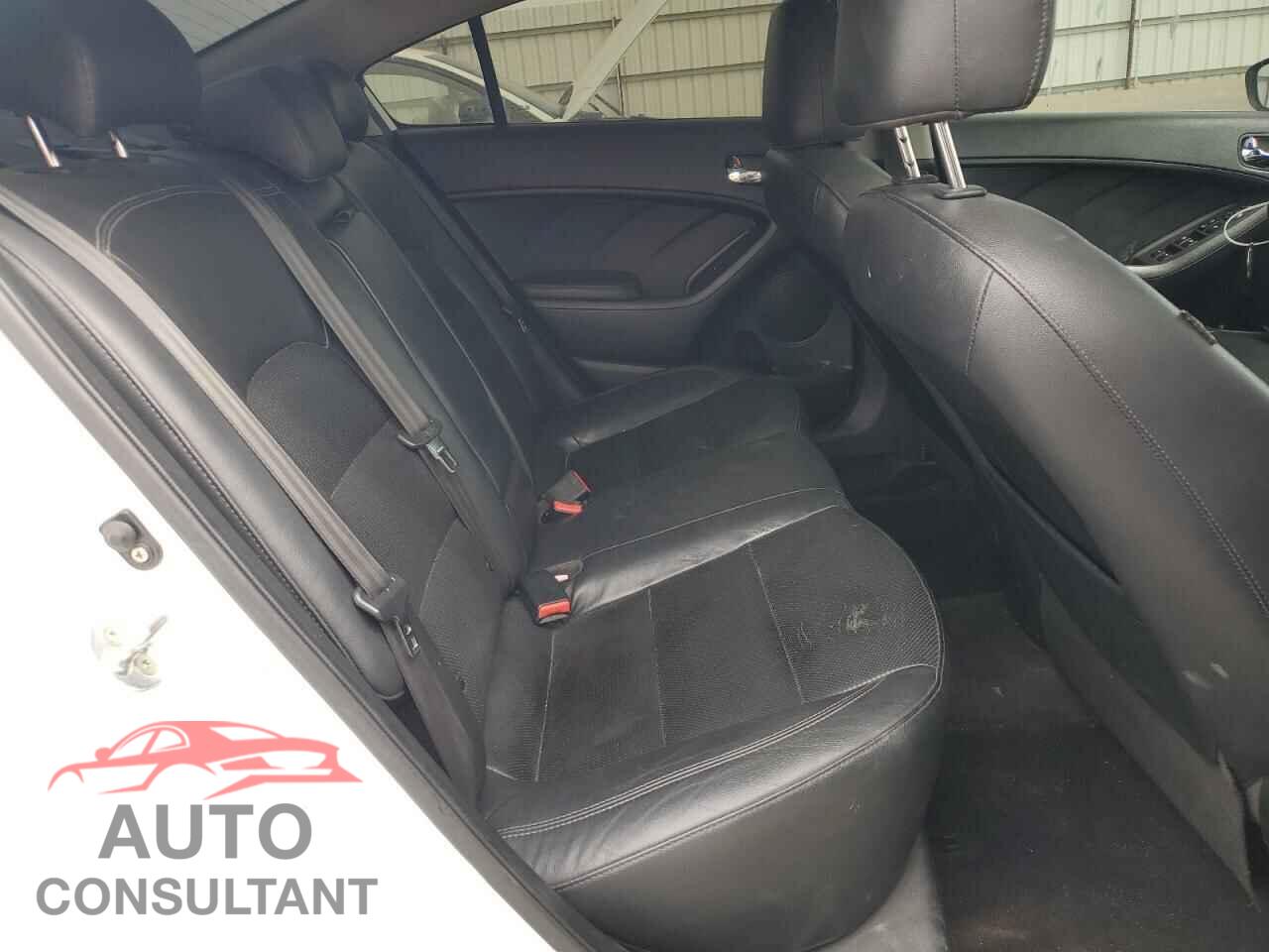 KIA FORTE 2015 - KNAFZ4A87F5373752