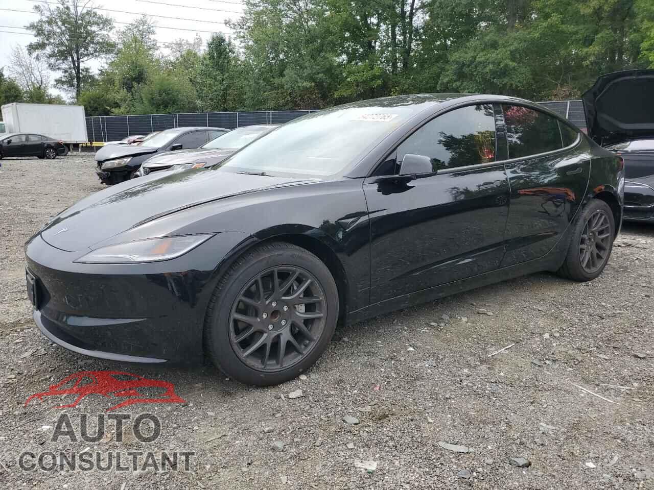 TESLA MODEL 3 2024 - 5YJ3E1EA3RF739951