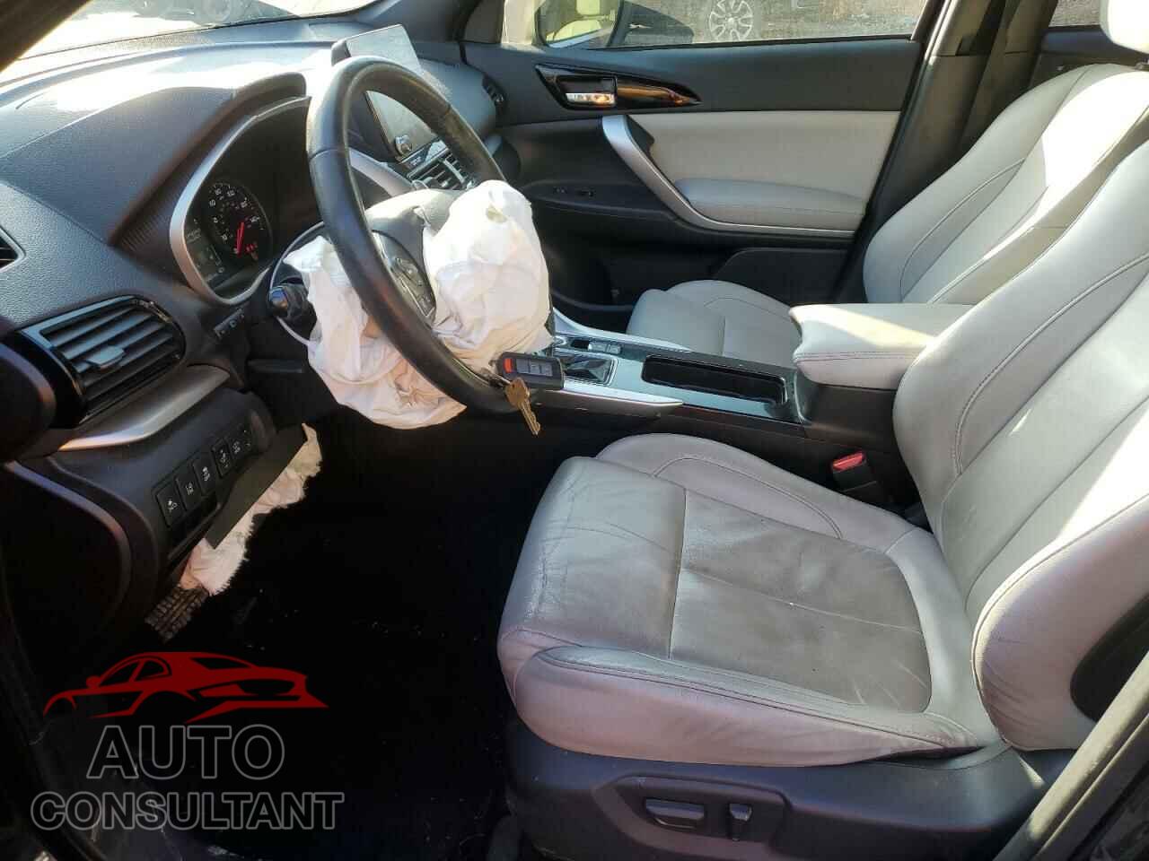 MITSUBISHI ECLIPSE 2023 - JA4ATWAA1PZ039251
