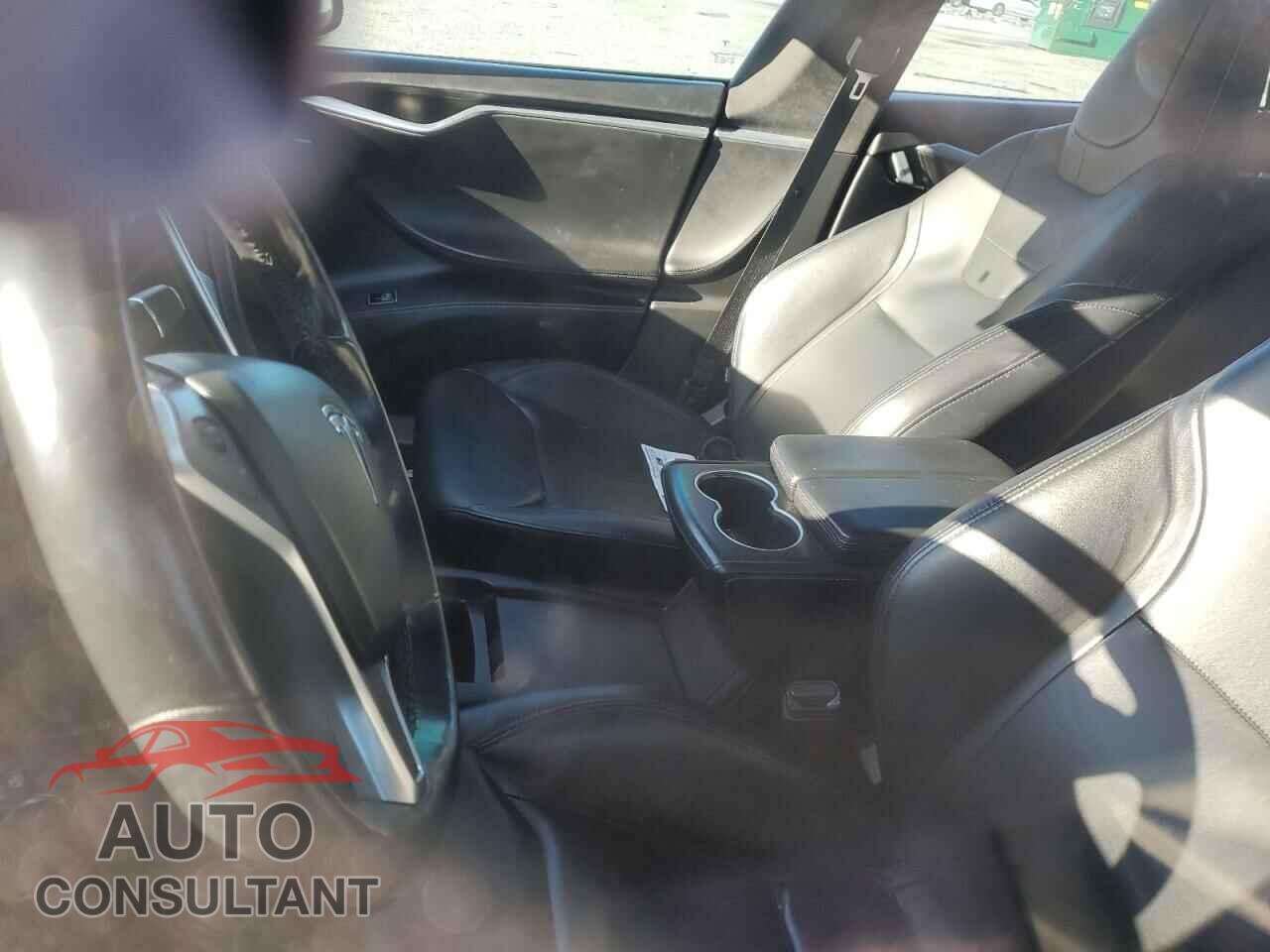 TESLA MODEL S 2016 - 5YJSA1E43GF139378