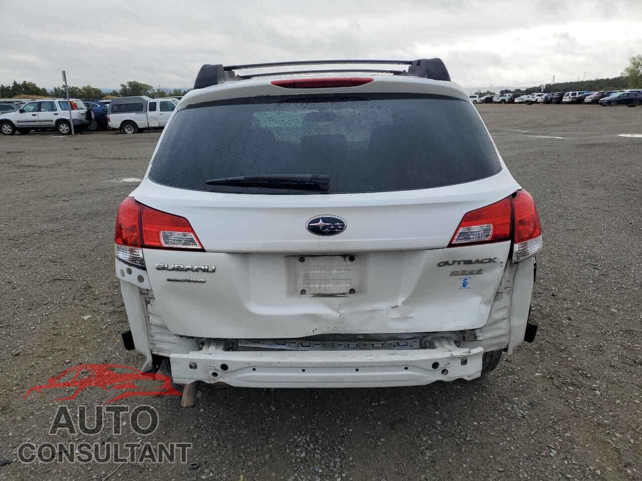 SUBARU OUTBACK 2013 - 4S4BRBCC8D3281674