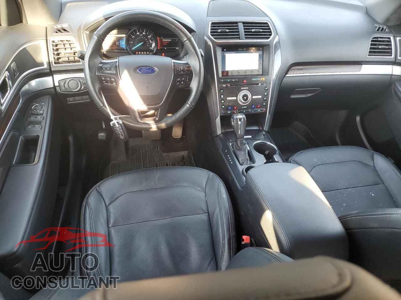 FORD EXPLORER 2018 - 1FM5K7FH9JGB41322
