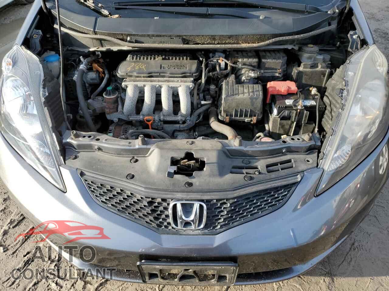 HONDA FIT 2013 - JHMGE8G32DC052165
