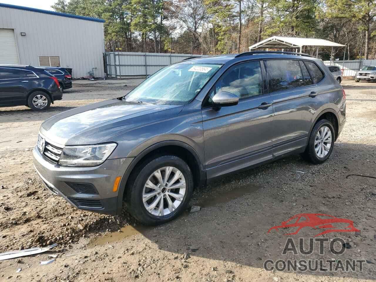 VOLKSWAGEN TIGUAN 2018 - 3VV1B7AX4JM074153