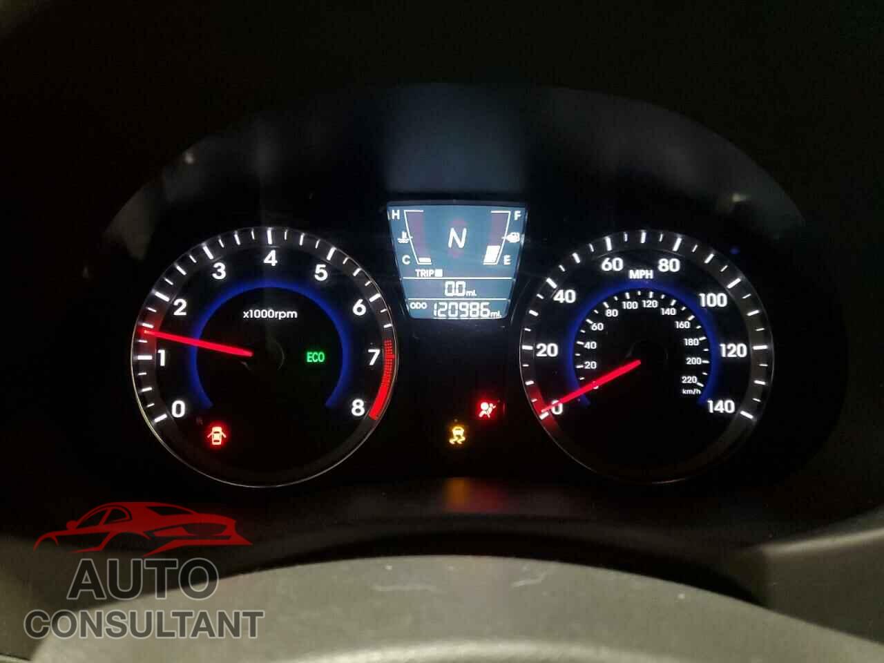 HYUNDAI ACCENT 2013 - KMHCU5AE4DU067011
