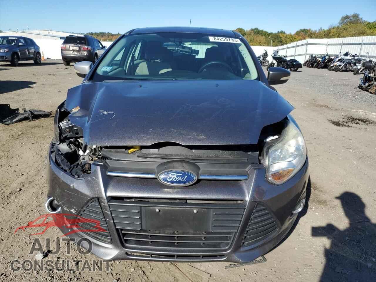FORD FOCUS 2012 - 1FAHP3K2XCL269596