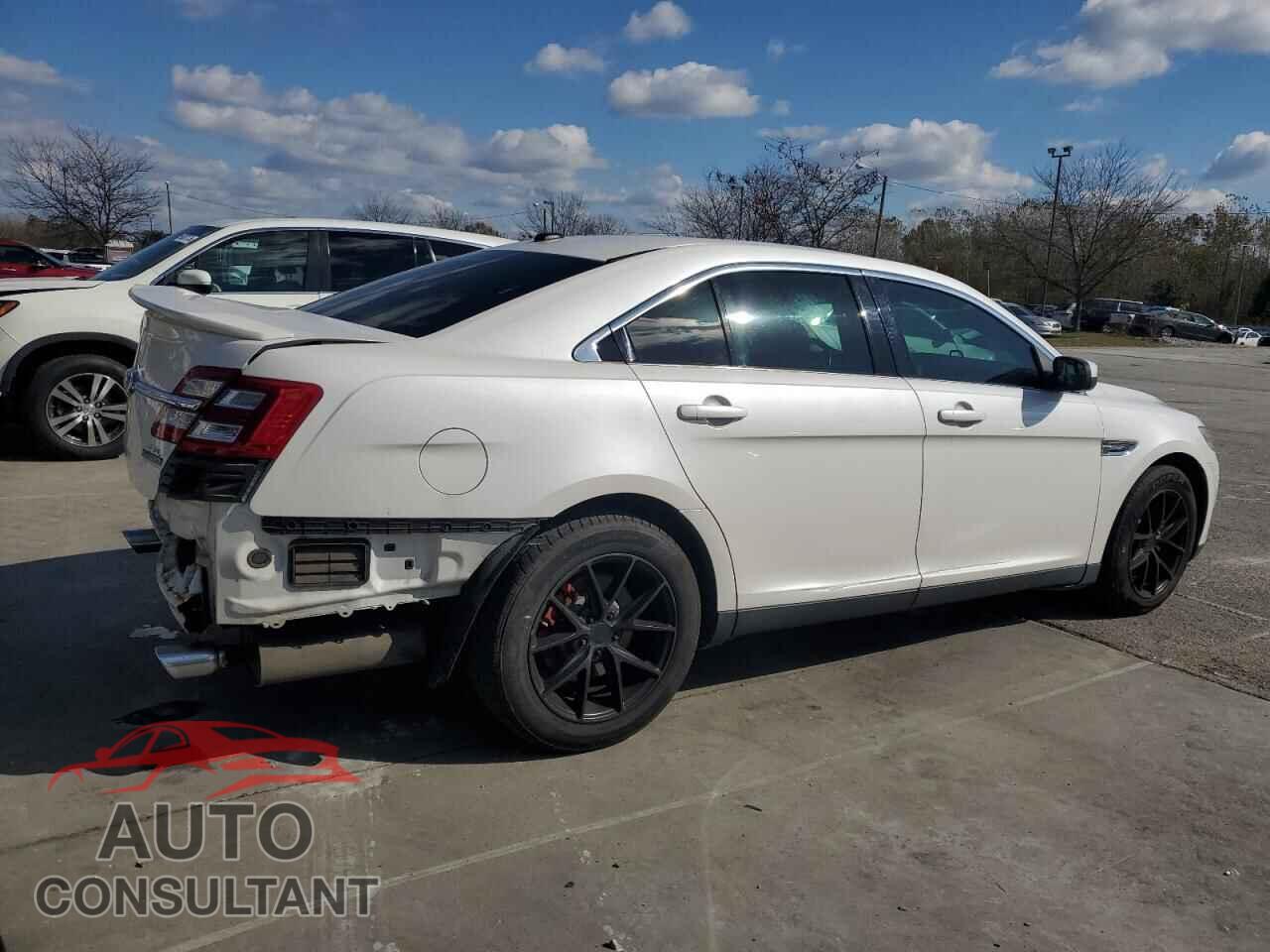 FORD TAURUS 2013 - 1FAHP2E87DG155592
