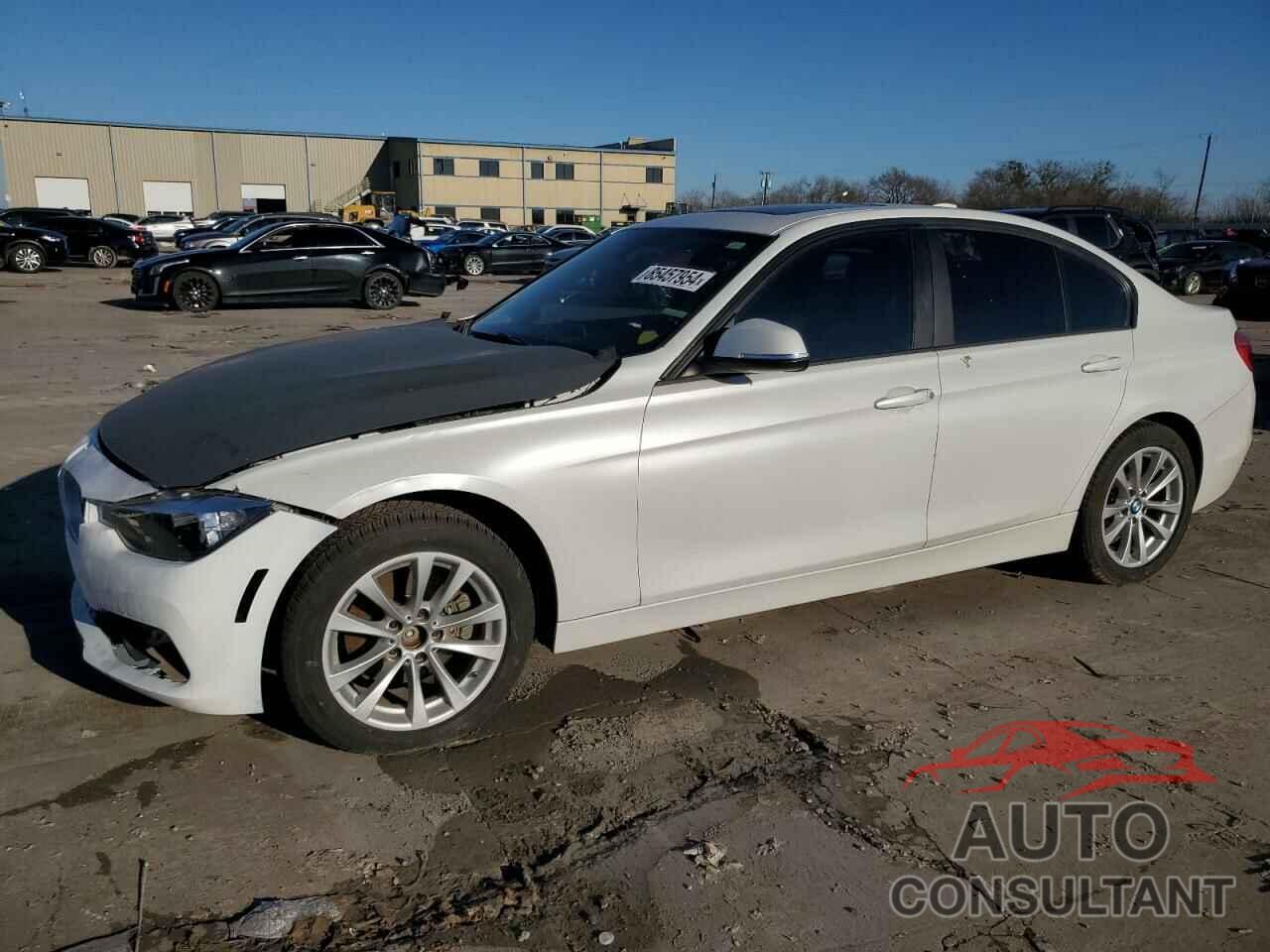 BMW 3 SERIES 2018 - WBA8A3C51JA505708