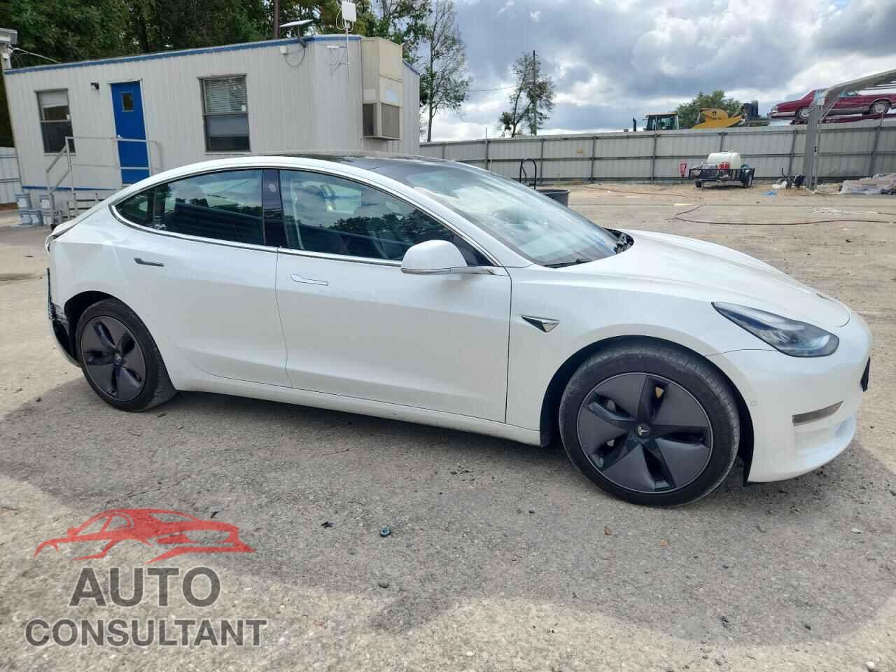 TESLA MODEL 3 2019 - 5YJ3E1EB4KF211480