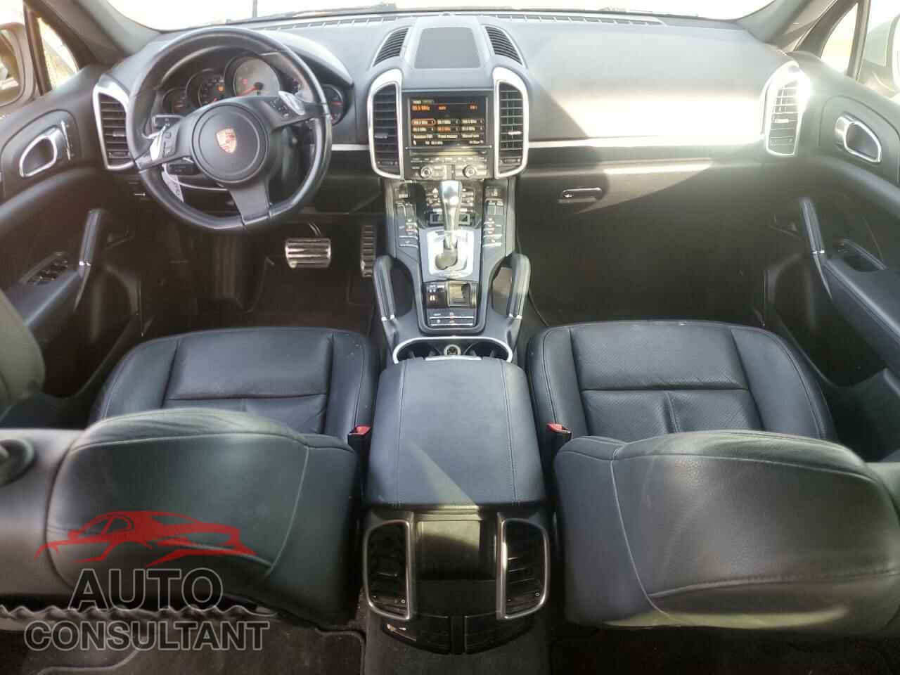 PORSCHE CAYENNE 2012 - WP1AB2A22CLA43573