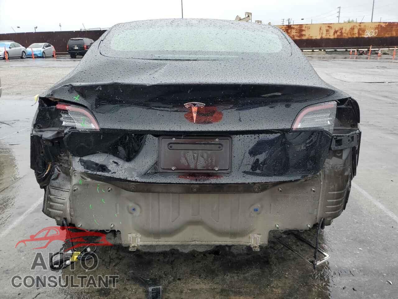 TESLA MODEL 3 2020 - 5YJ3E1EAXLF611245