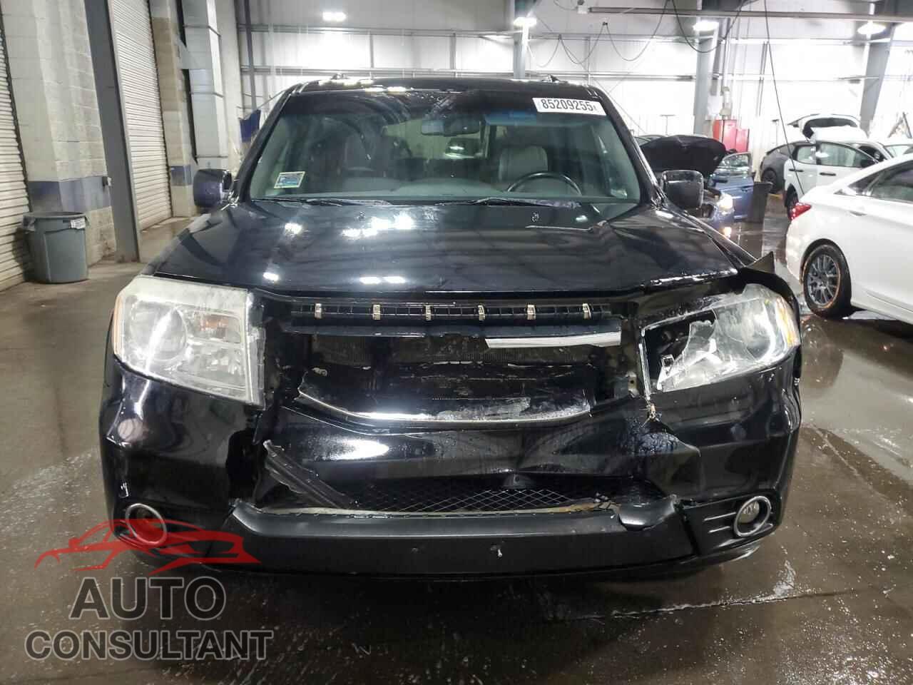 HONDA PILOT 2013 - 5FNYF4H58DB019931