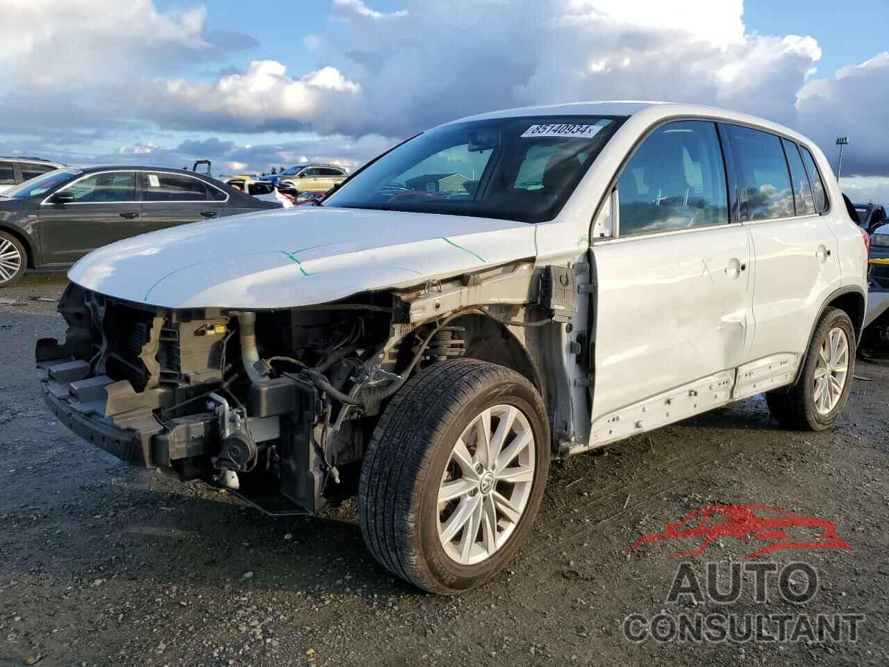 VOLKSWAGEN TIGUAN 2014 - WVGBV3AX5EW592079