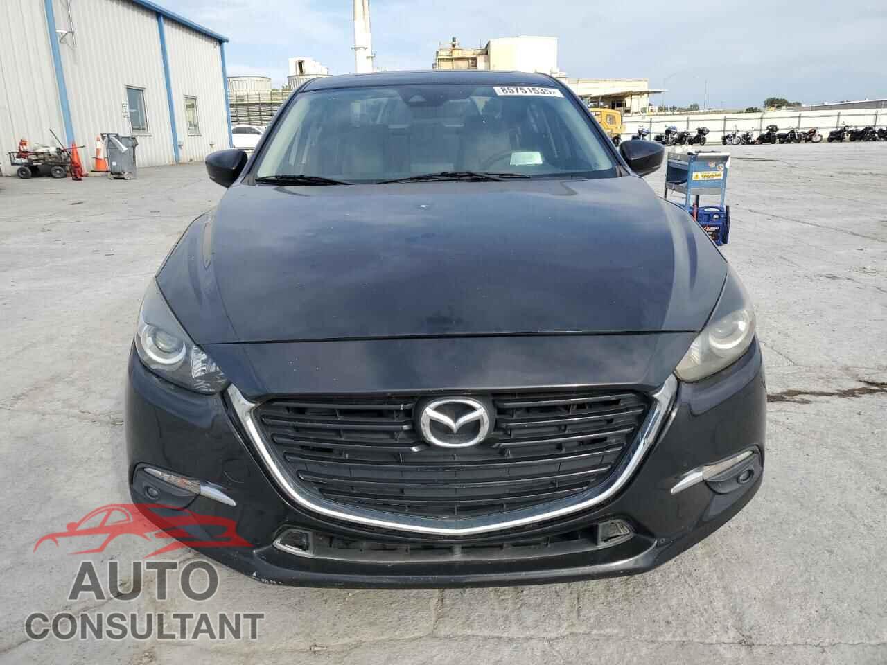 MAZDA 3 2017 - 3MZBN1W32HM133429