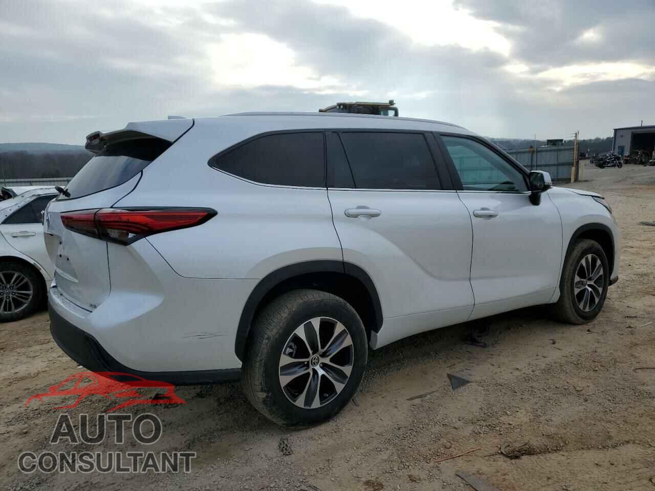 TOYOTA HIGHLANDER 2023 - 5TDKDRAH3PS521663