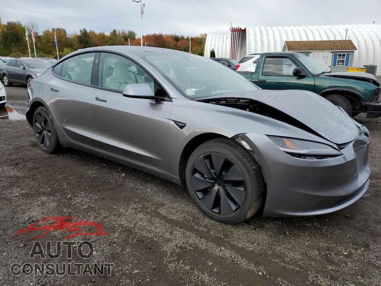 TESLA MODEL 3 2025 - 5YJ3E1EB6SF896470