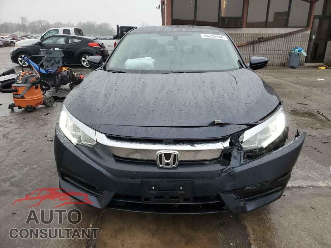 HONDA CIVIC 2017 - 2HGFC2F58HH567209