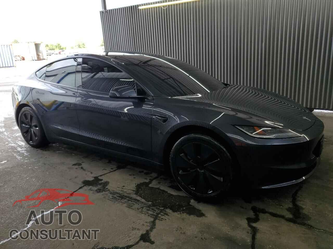 TESLA MODEL 3 2024 - 5YJ3E1EB0RF743061