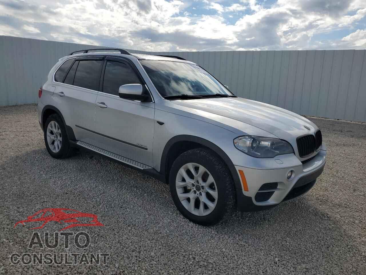 BMW X5 2013 - 5UXZV4C52D0E14007