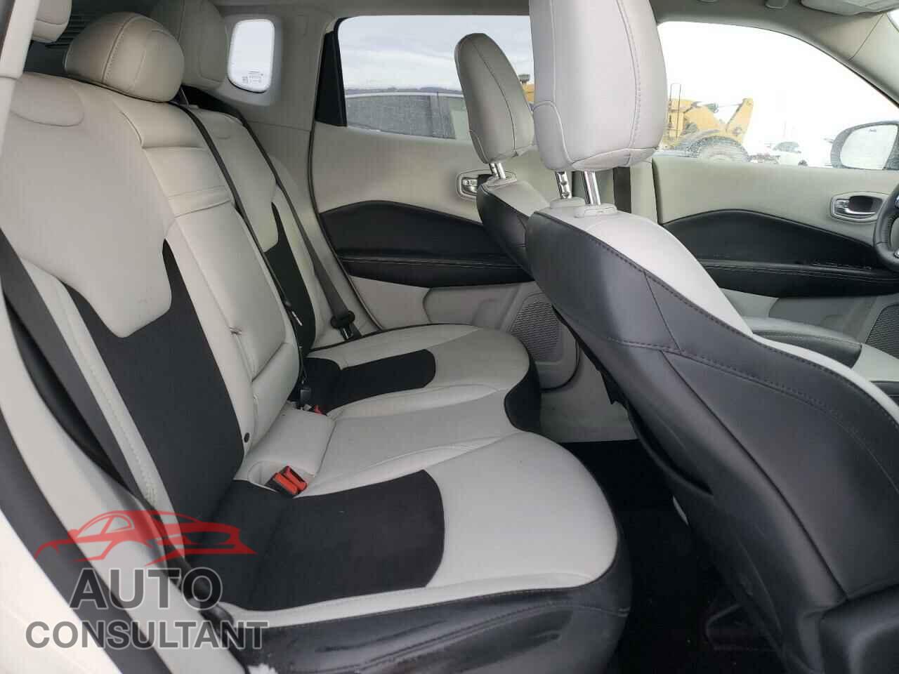 JEEP COMPASS 2019 - 3C4NJDBB7KT695401