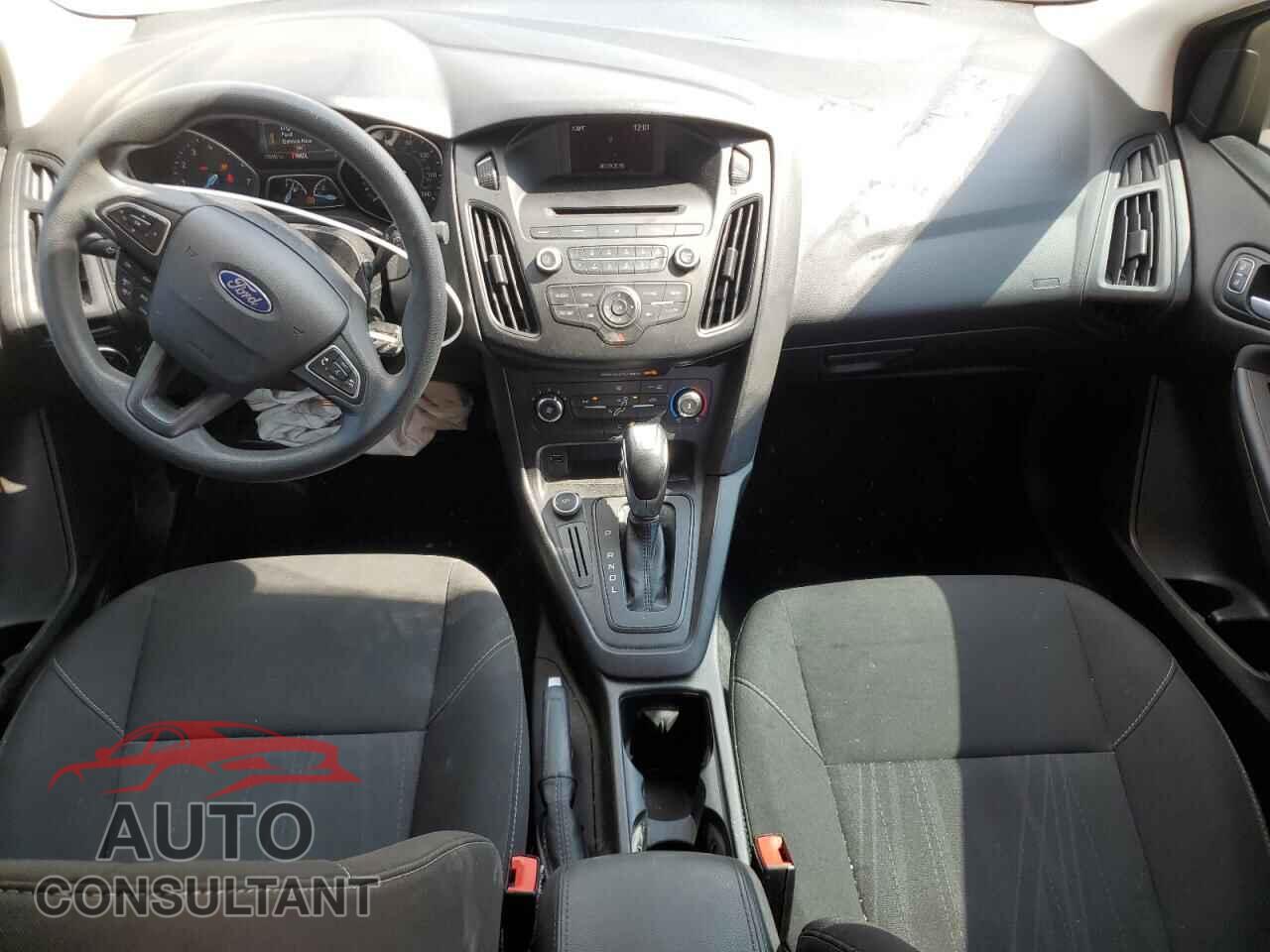 FORD FOCUS 2016 - 1FADP3F23GL365763