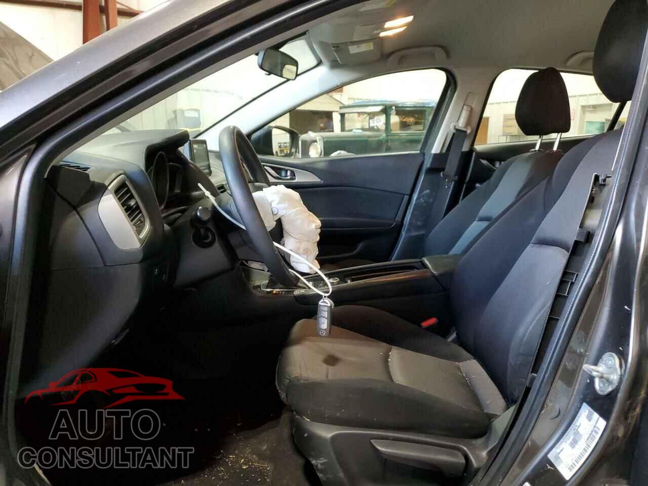 MAZDA 3 2017 - 3MZBN1U73HM146373
