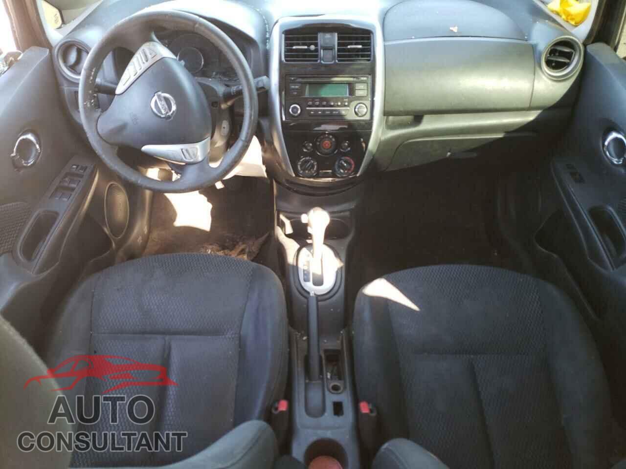 NISSAN VERSA 2015 - 3N1CE2CP5FL415767