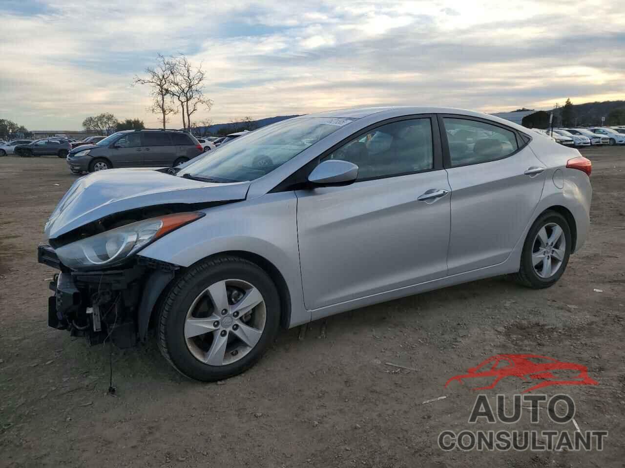 HYUNDAI ELANTRA 2012 - KMHDH4AE6CU321805