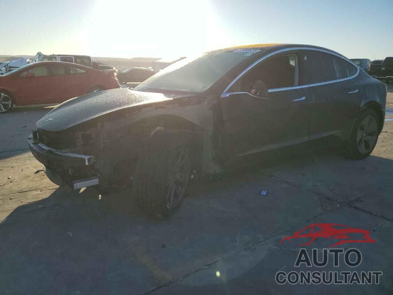 TESLA MODEL 3 2018 - 5YJ3E1EA0JF157312