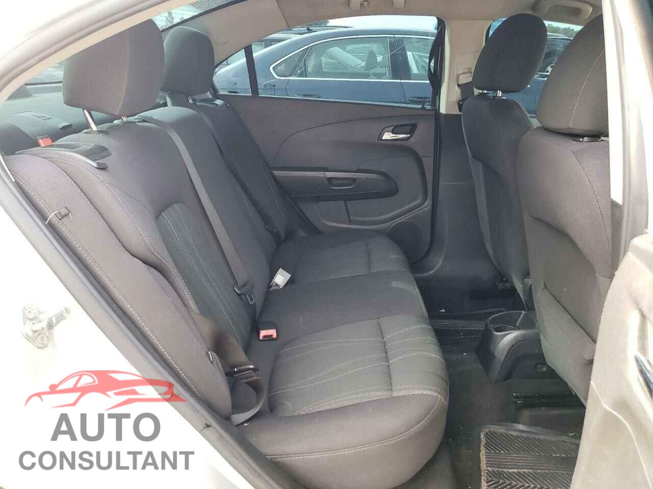 CHEVROLET SONIC 2014 - 1G1JC5SH4E4174948