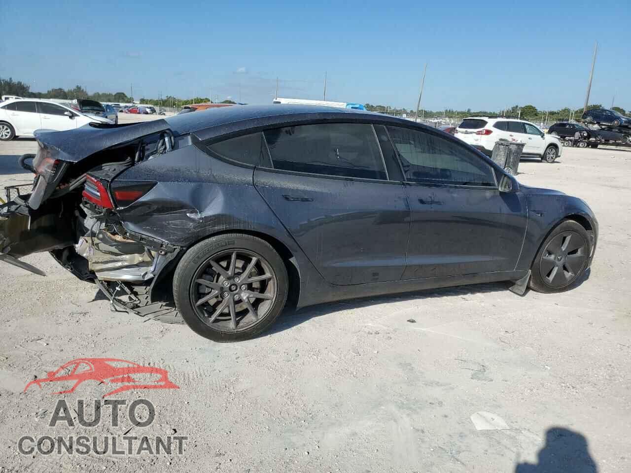 TESLA MODEL 3 2023 - 5YJ3E1EA1PF517017