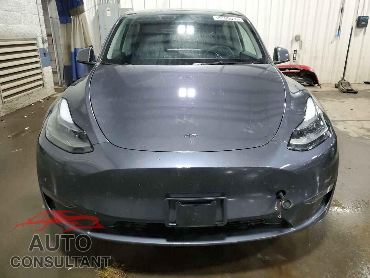 TESLA MODEL Y 2023 - 7SAYGAEE6PF905138