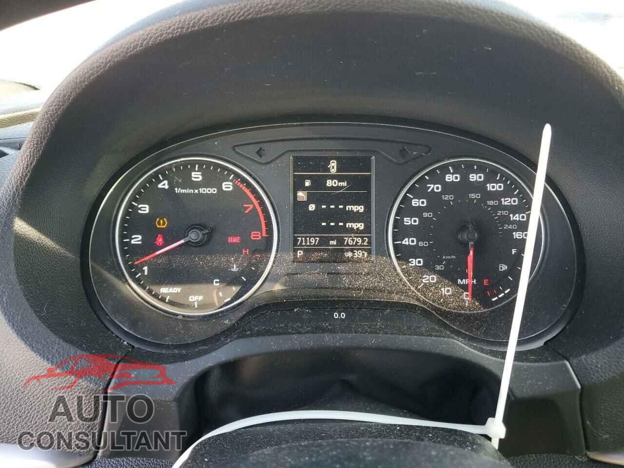 AUDI A3 2016 - WAUA7GFF9G1107652