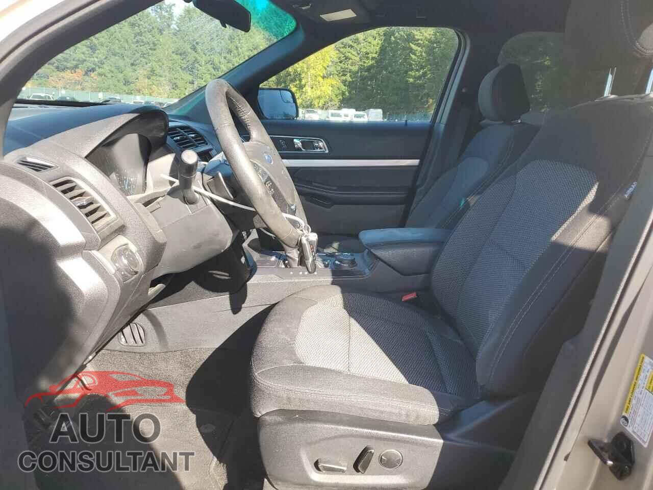 FORD EXPLORER 2017 - 1FM5K8D86HGB32970