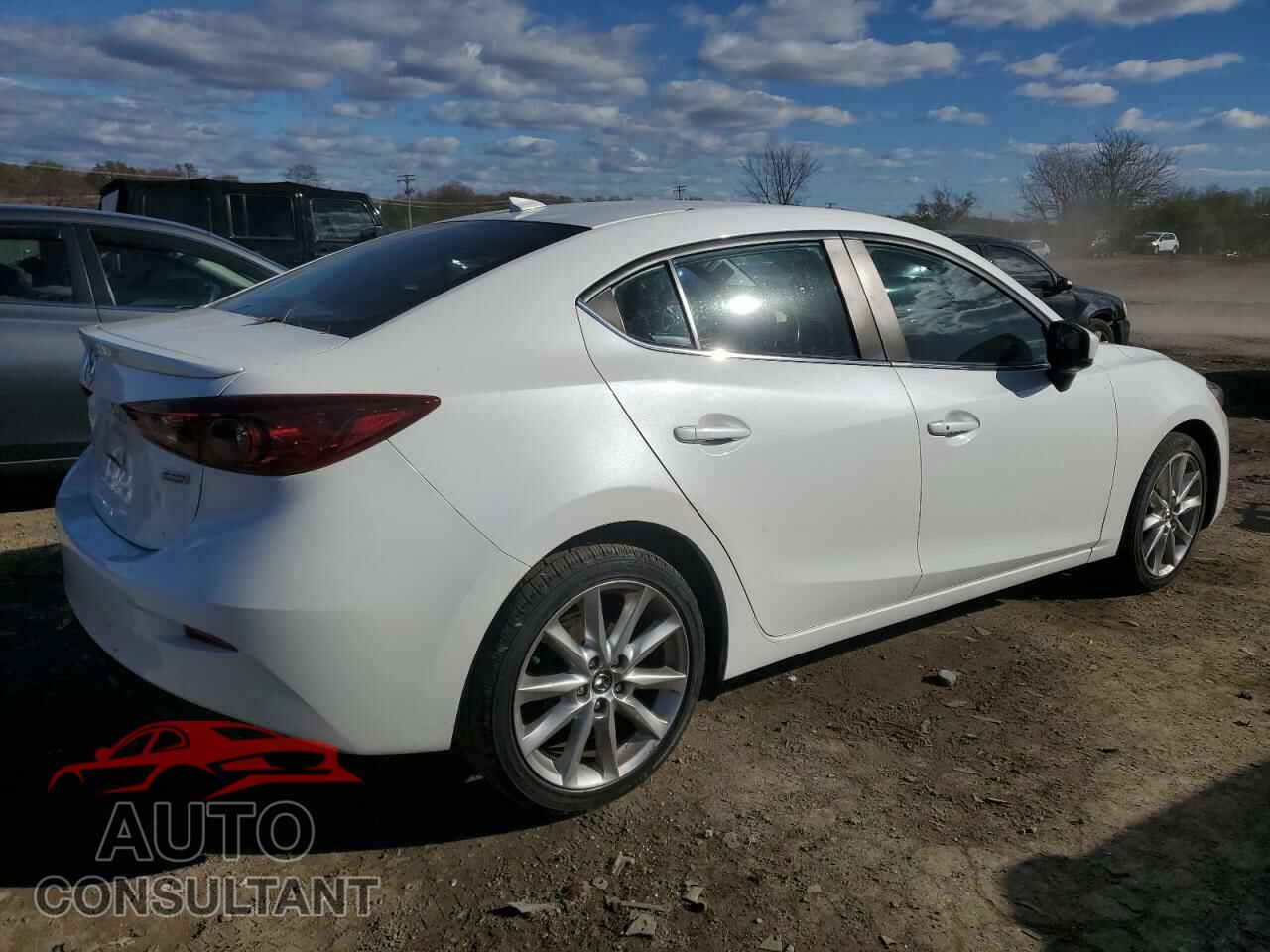 MAZDA 3 2017 - 3MZBN1V78HM148277